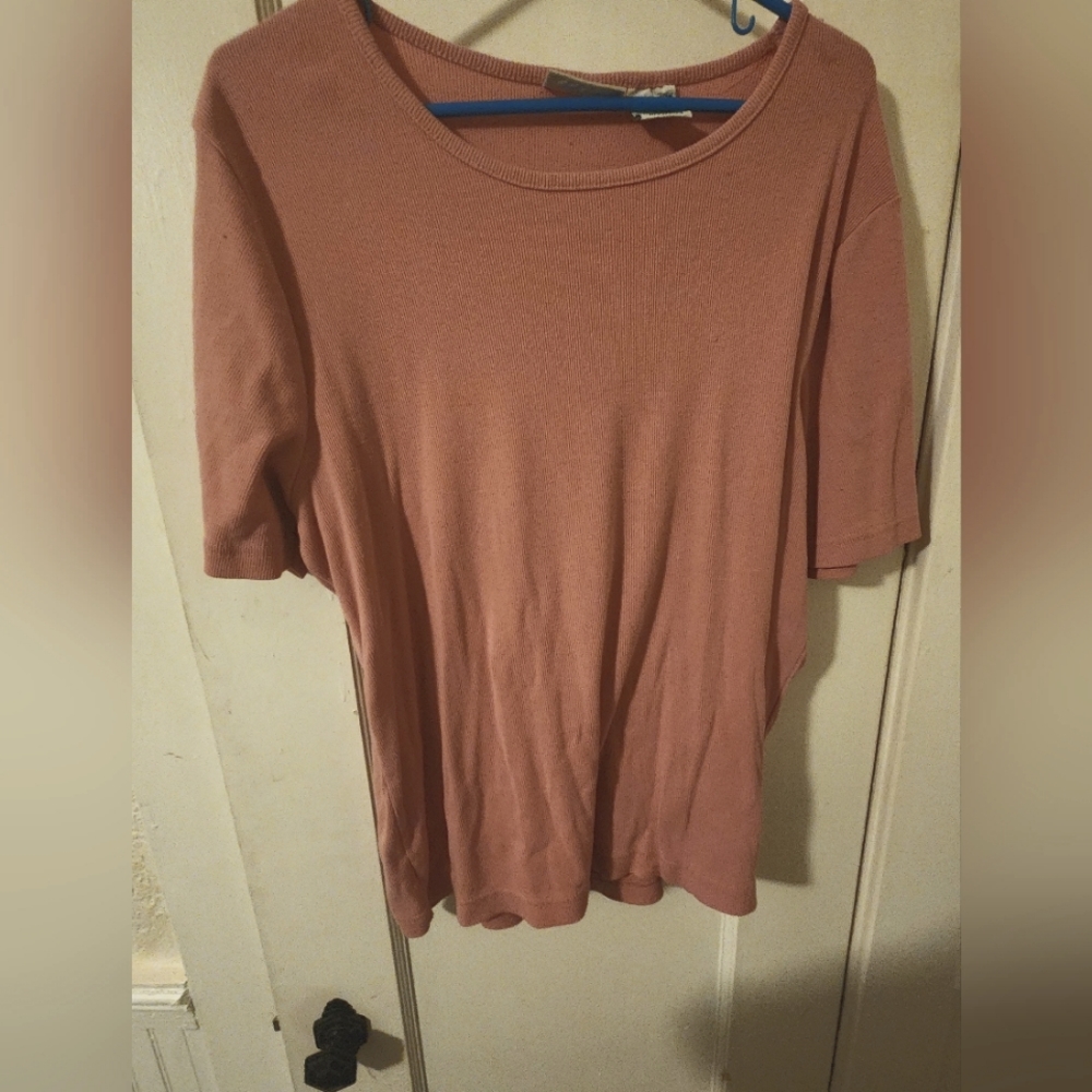 ,* 18W/20W Pink White Stag Knit Top